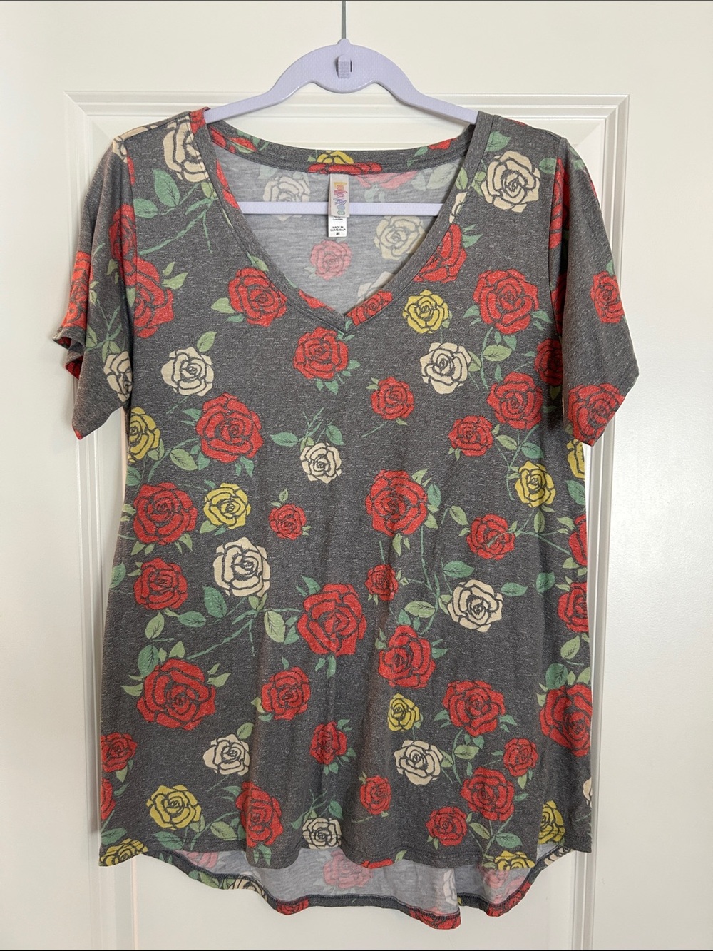 LuLaRoe Gray V-Neck Tee with Red, Yellow & Cream Rose Print